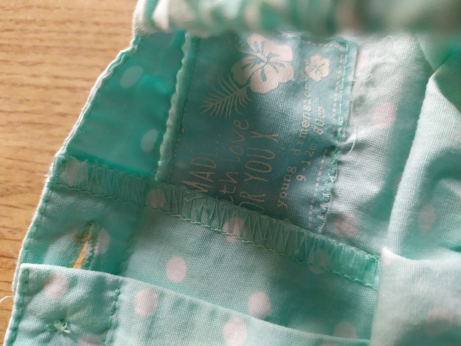 Sprzedam rampersy dziewczęce