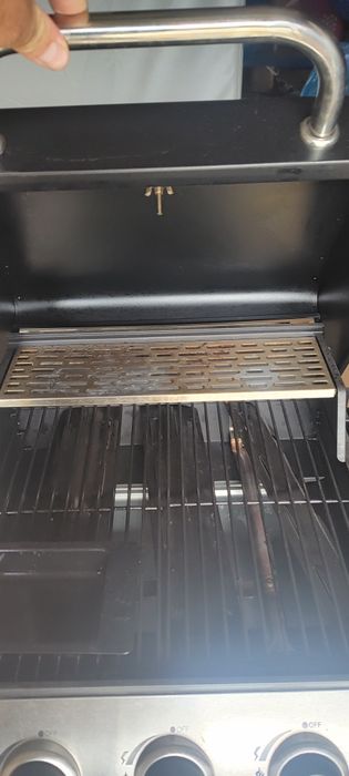 Grill gazowy 3  palnikowy