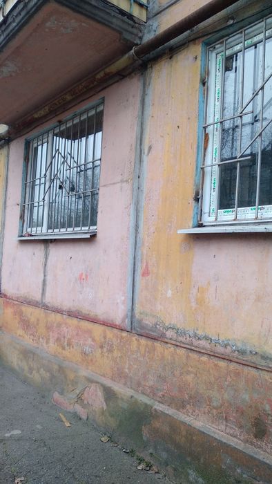 Срочно продам 2 к.квартиру на Костромской.