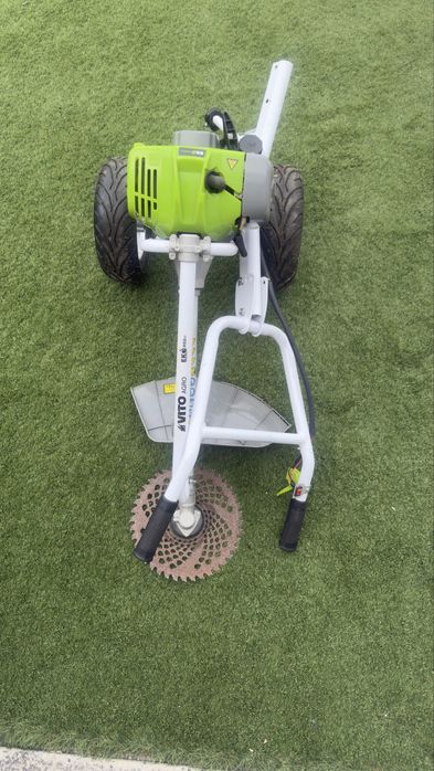 Roçadora Vito r52cc