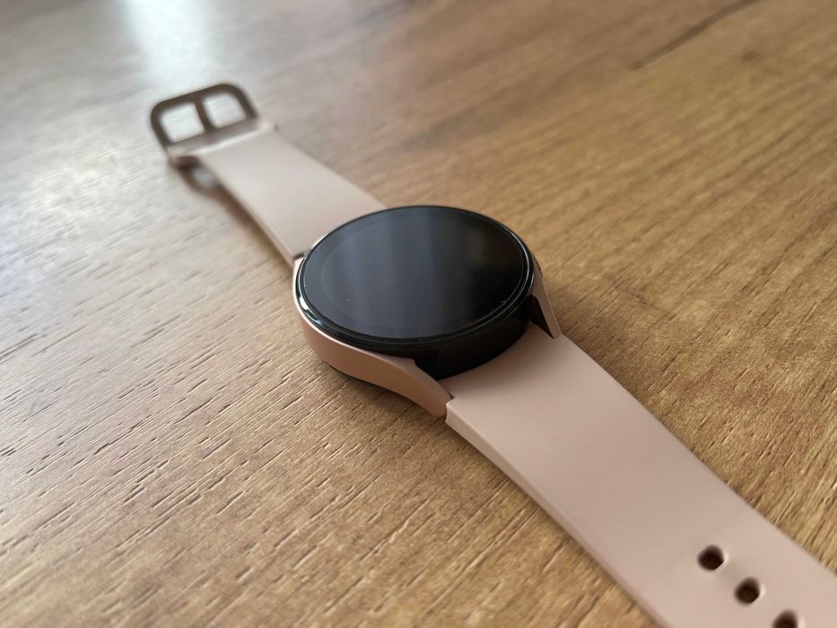 Samsung Watch 4 40mm *SUPER STAN*