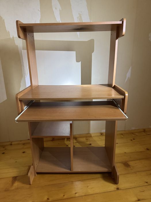 Стіл компютерний