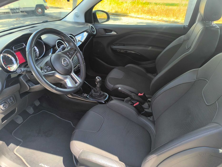 Opel Adam 1.0 Turbo 115cv CX6 Velocidades em bom estado