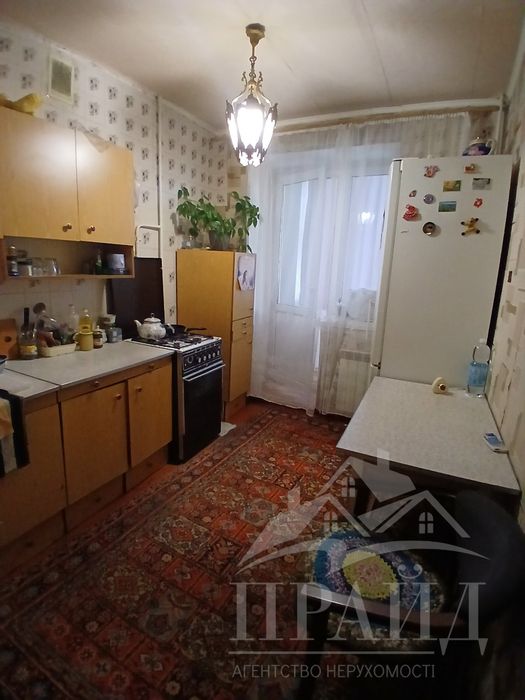 Продам 2кмн квартиру в центрі - на Холодногірській