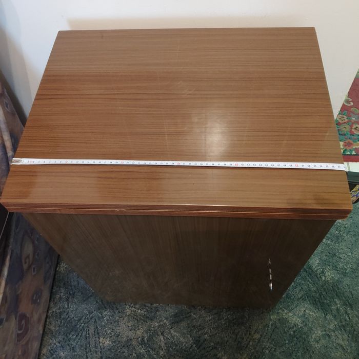 Maszyna do szycia z lat 80-tych.