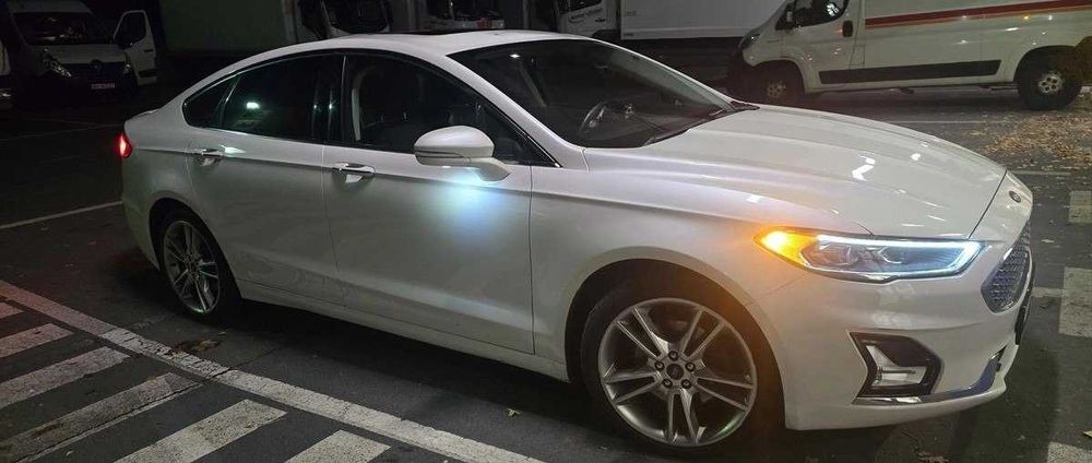 Ford Fusion 2020 року Plug-in Hybrid