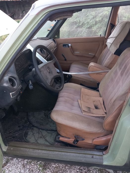 Mercedes  W123 1978