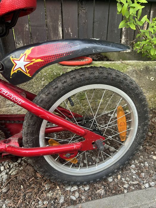 Rower Giant 16 cali z koszykiem