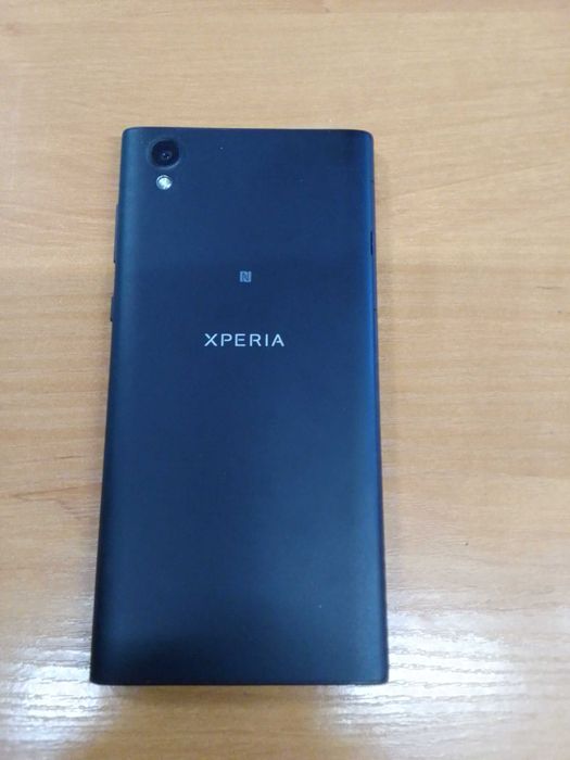 Смартфон Sony Xperia L1 (G3311)