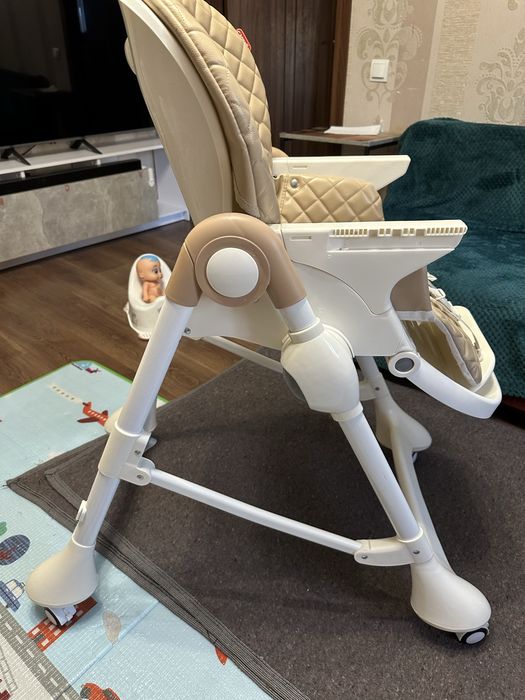 Стульчик для годування Carrello Caramel