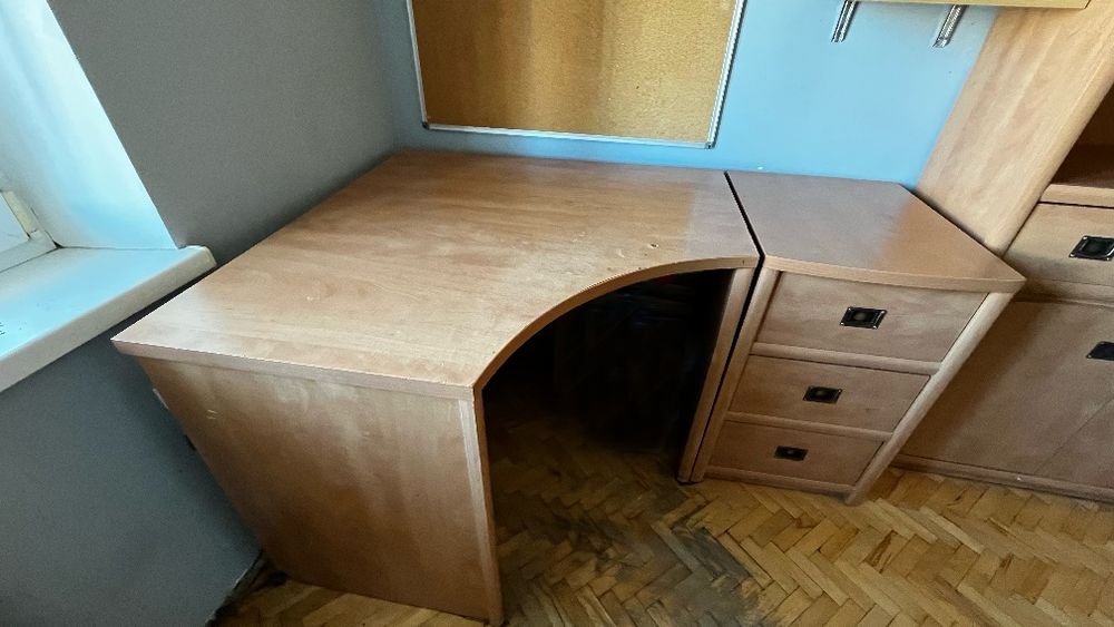Комплект меблів для дитячої кімнати