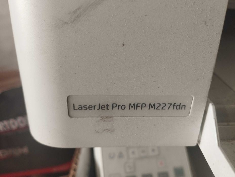 принтер HP laser jet