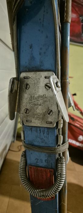 Stare drewniane narty Beskidy Olymp