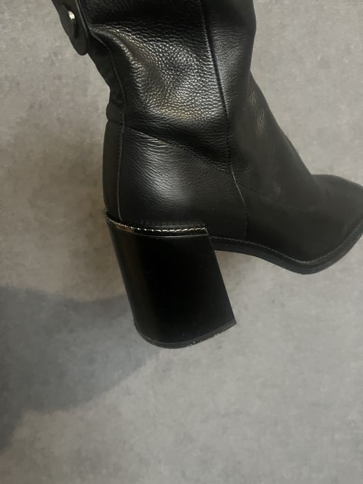Жіночі черевики 39 розмір