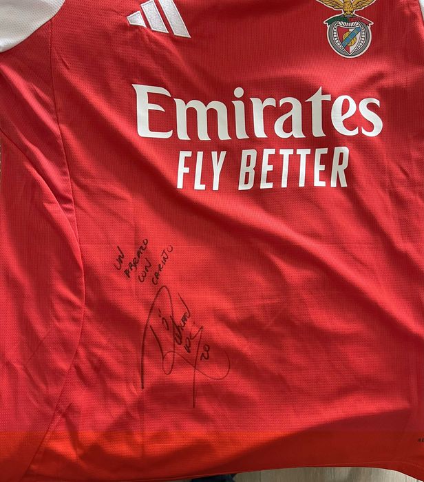 2x Camisolas plantel assinadas SL BENFICA -  2025/26