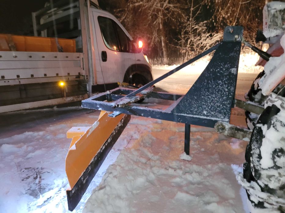 Pług do śniegu na tył ciągnika/ mini traktorka ISEKI KUBOTA C330 C360