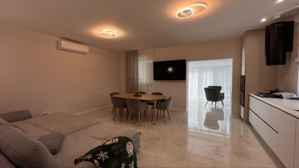 Сучасний дуплекс з ремонтом в Лісовій Бучі