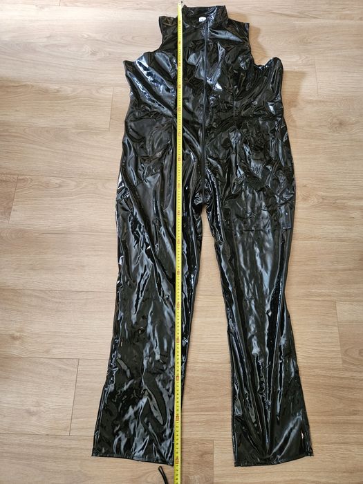 Black Level Winylowy kombinezon z zamkiem Plus 4XL