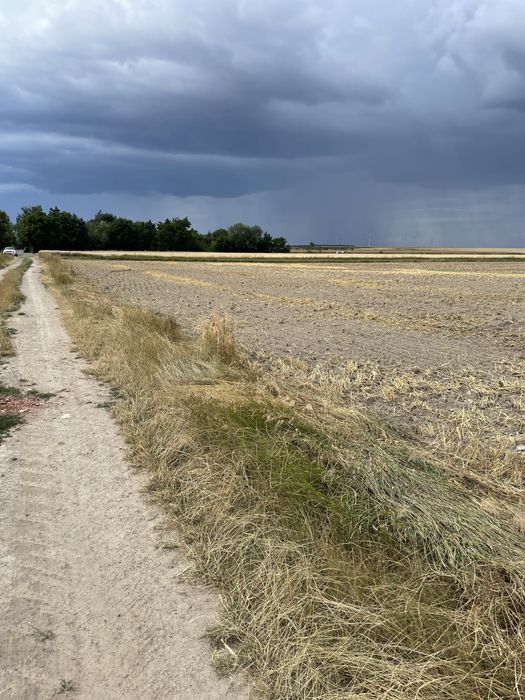 Dzialka budowlana w Niemilu na uboczu cicha okolica