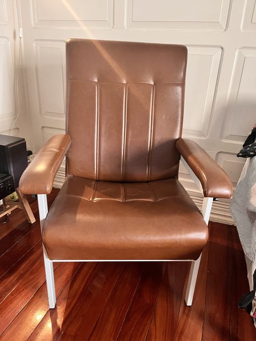 Poltrona Vintage de napa em ótimo estado