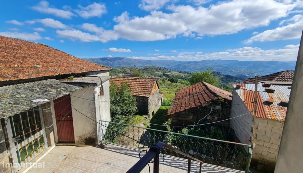 Venda de Três Moradias, Gestaçô Baião