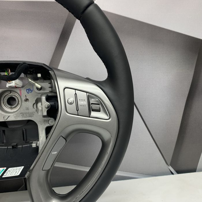 Перетягнутий руль до Huyndai ix-35 на обмін