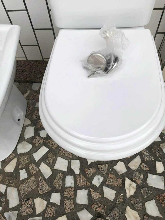 Louça de casa de banho Valadares
