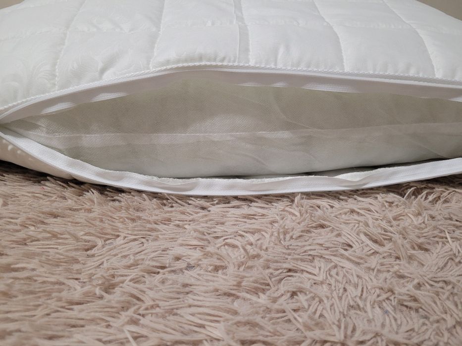 Подушка Viluta Холофайбер.Съёмный чехол.50*70.70*70