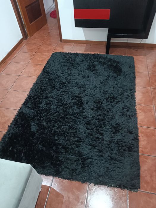 Carpete preto hall / sala