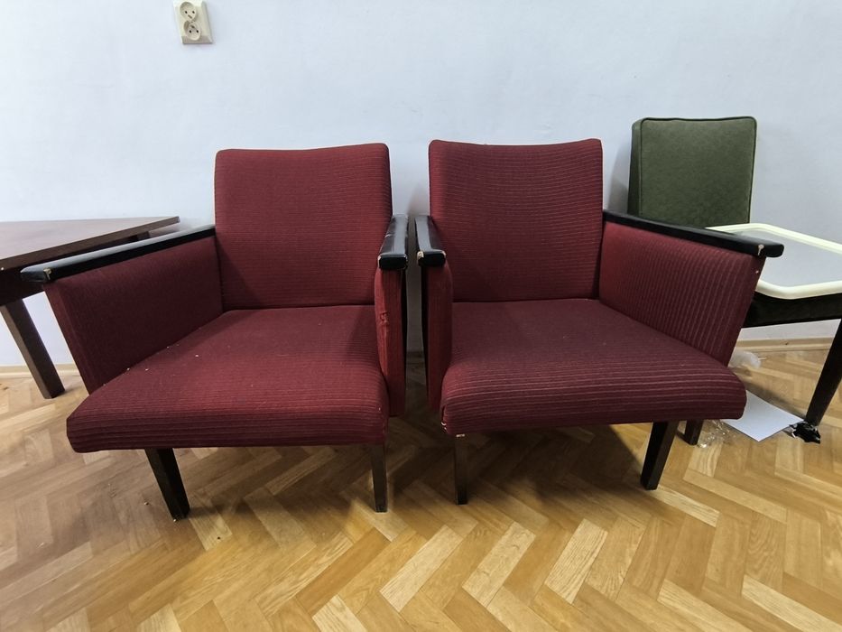 Fotele tapicerowane, sprężynowe Jastrowie '75