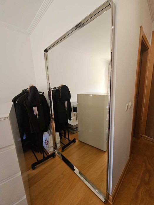 Vende-se Cama+aparador+espelho (interdesign)