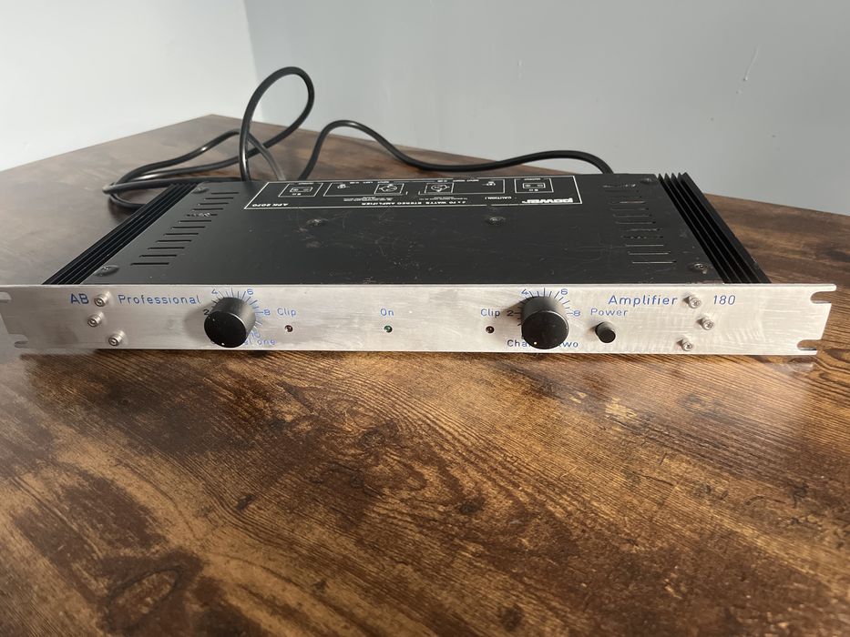 Wzmacniacz studyjny POWER Amplifier 180 końcowka mocy