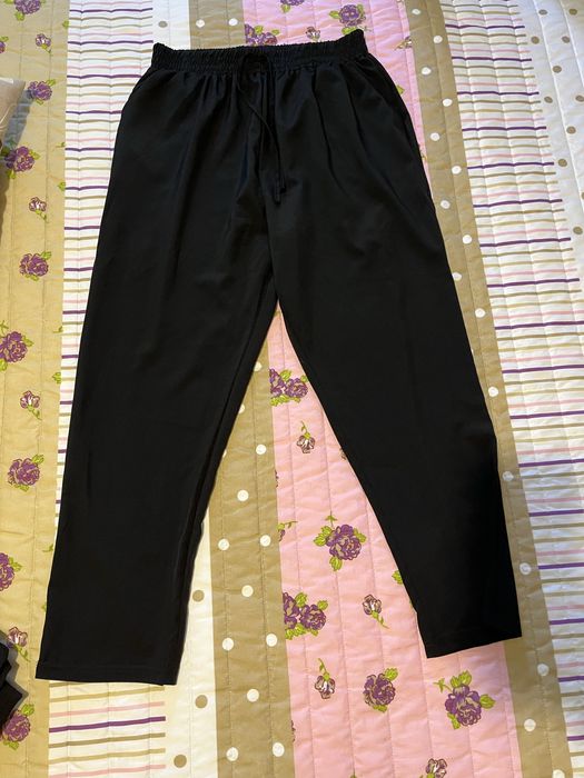 Calças pretas senhora elasticas e versáteis usadas 1 x tam XL