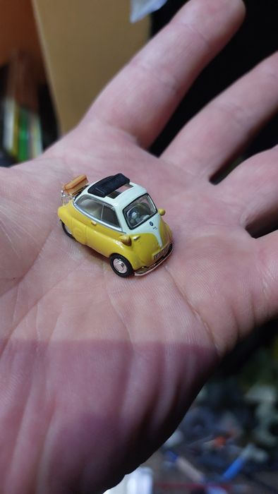 модель BMW Isetta 250