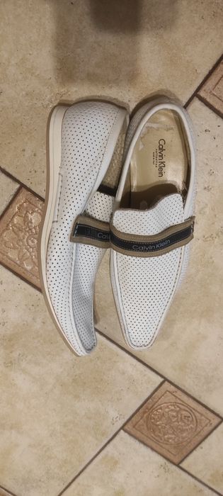 Якісні шкіряні туфлі (білі Calvin Klein оригінал)