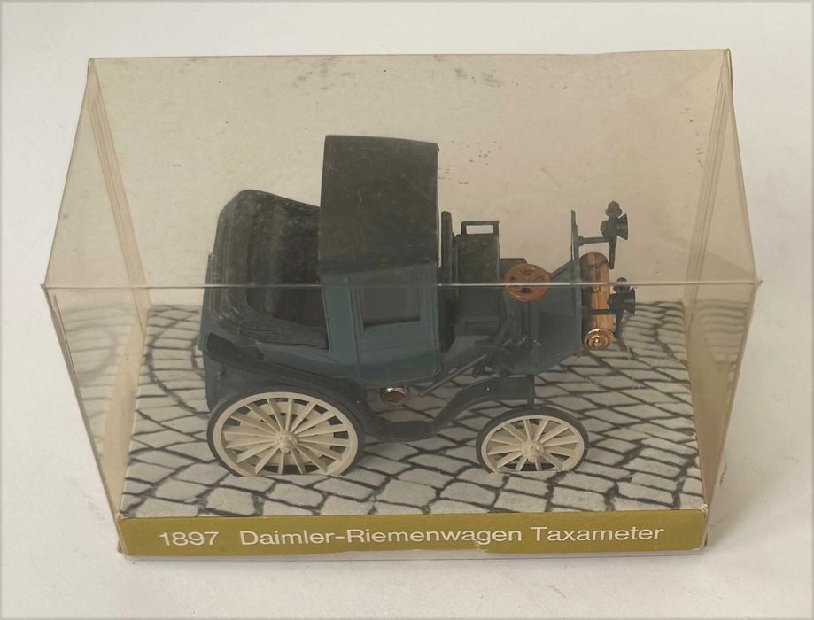 Cursor_1897 Daimler-Riemenwagen Taxameter. Esc 1/43? 2 cilindros, 1,5 litros. Completo e como novo.