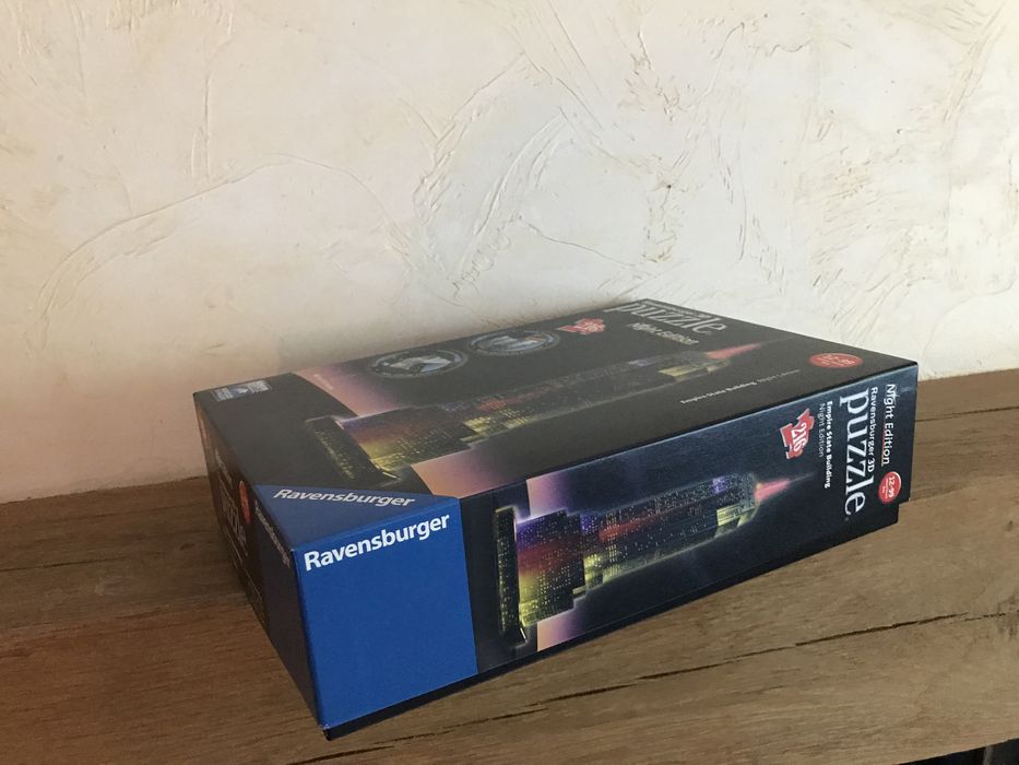 Ravensburger 3D puzzle Night Edition. 216 одиниць пазлів.