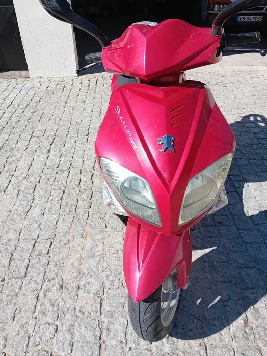 Scooter peugeot sum up 125 com avaria ou para peças