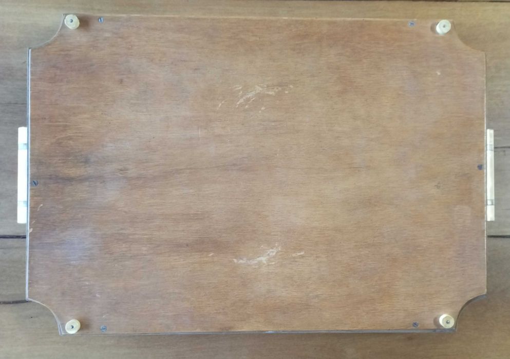 Antigo tabuleiro Art Déco