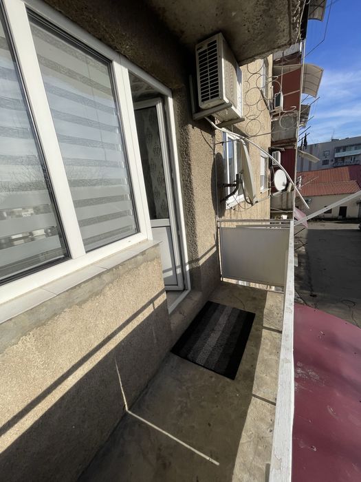 4-кімнатна квартира в центрі міста Виноградів. Третій поверх. 82 кв.м