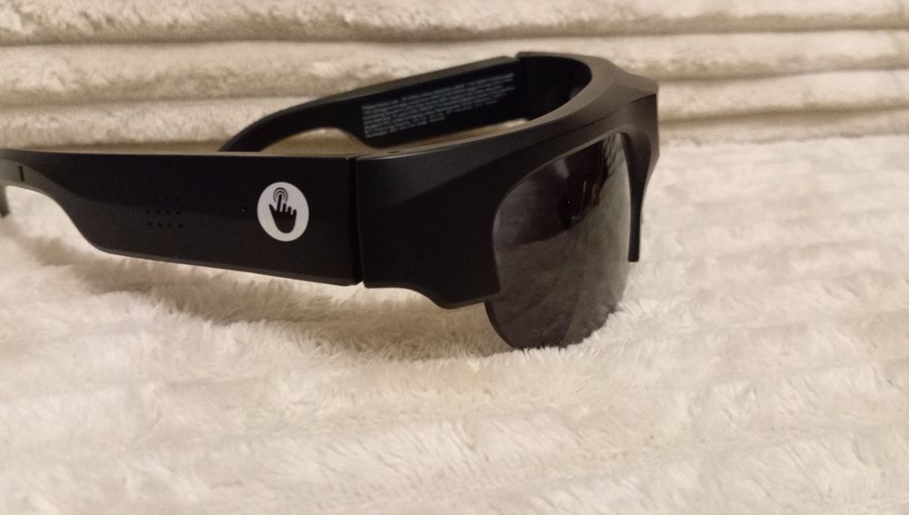 Окуляри з камерою