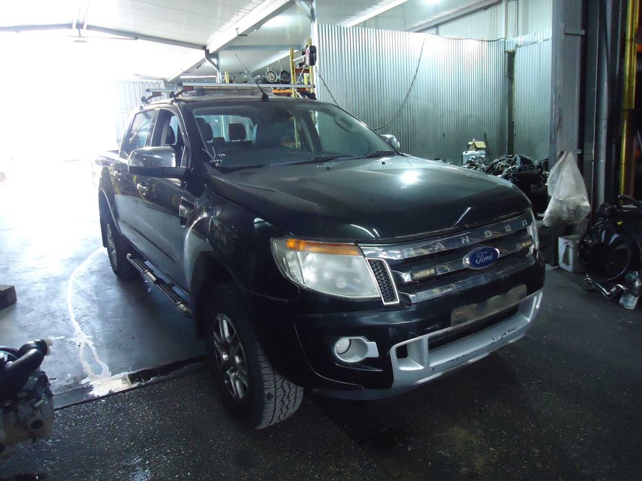 Ford Ranger Limited 3.2 Tdci (SAFA) de 2014 só ás peças