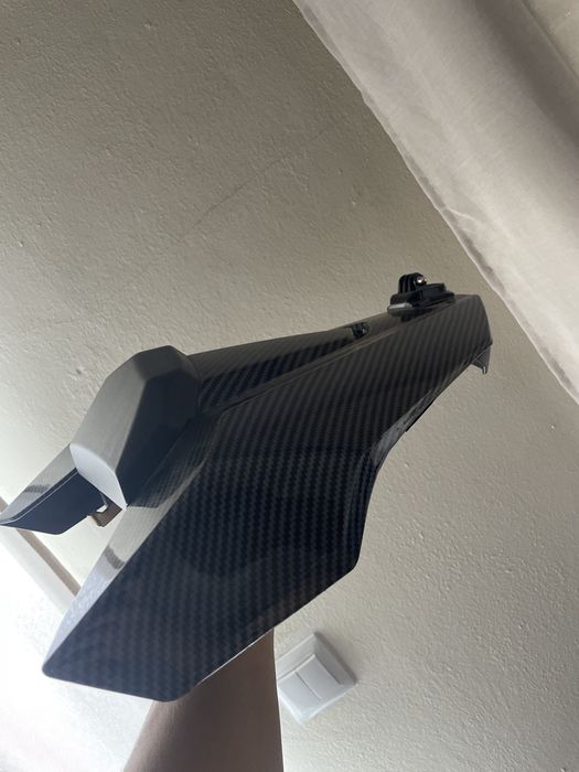 Peça para cobrir o banco de trás CBR650R