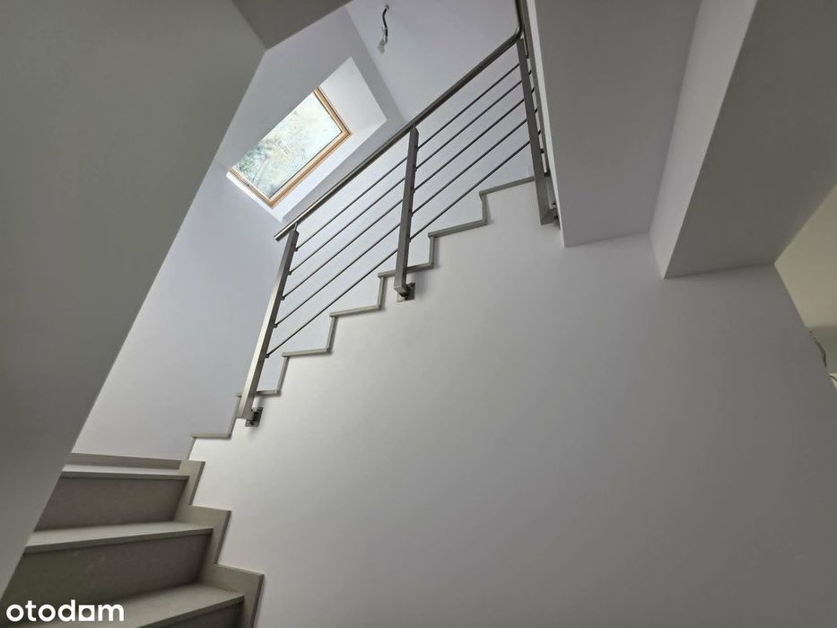 Dom bliźniak na sprzedaż w Tomaszowicach ul.spokojna