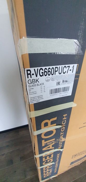 Продам холодильник Hitachi R-VG 660PUC7-1 GBK glass bleck