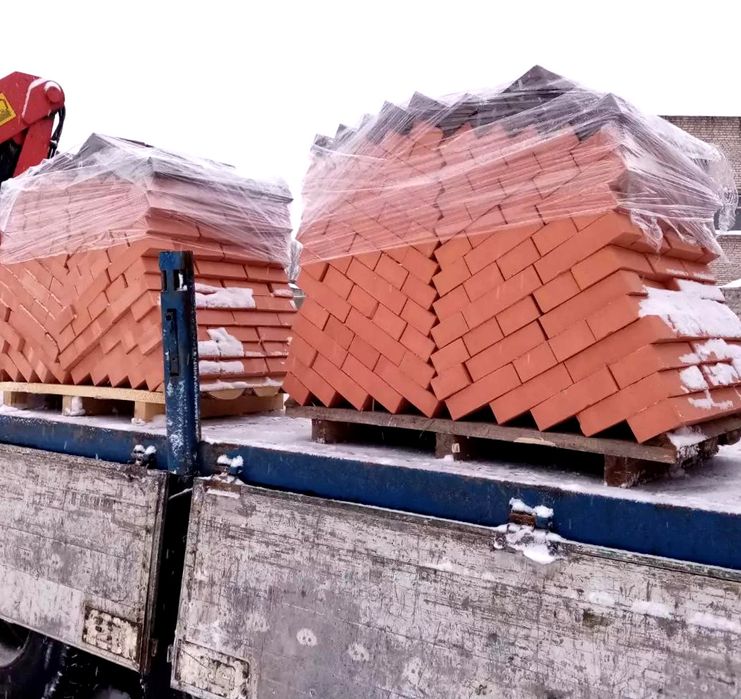 Повнотіла цегла у наявності, швидко доставимо по області
