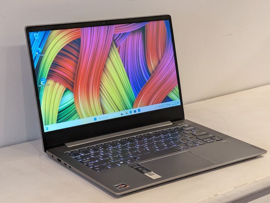 Nowoczesny Lenovo IdeaPad S540 Ryzen 7 8/256GB Windows 11 Office Gwarancja Podświetlana Klawiatura