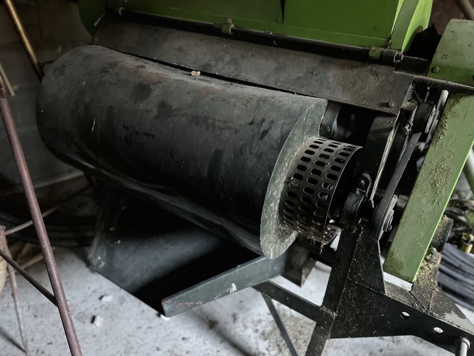 Malhadeira de Milho “A Camponesa” – Acoplável ao Trator