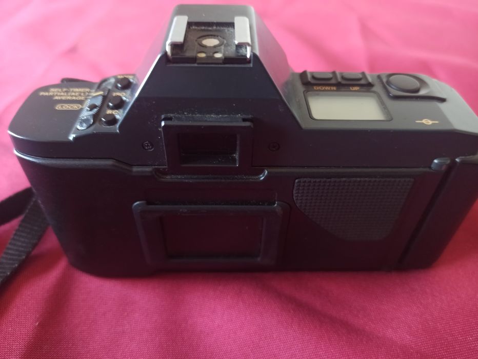 Canon T70 Camera64584392429699122