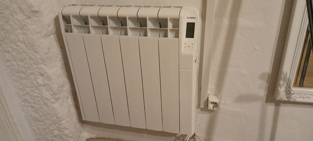 Aquecedor/ Radiador elétrico